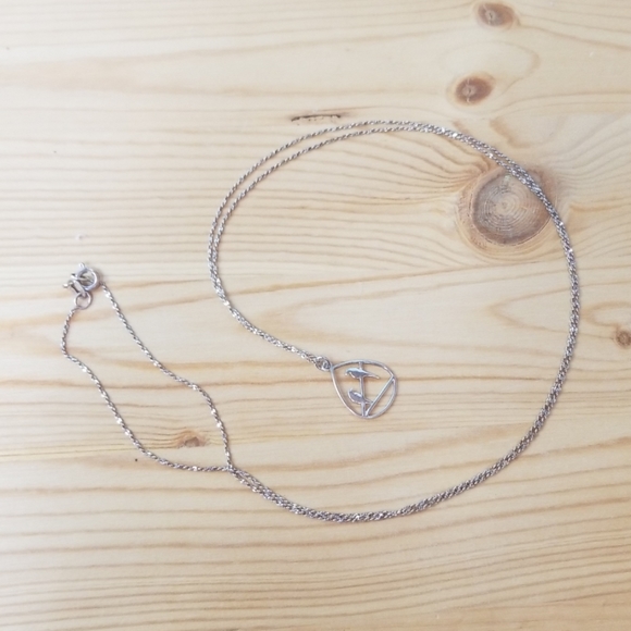 Sterling silver birds on a wire pendant on a chain - Picture 6 of 6